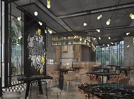 Square (adults Only)