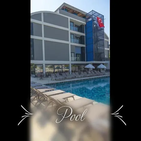 Square (adults Only) Hotel