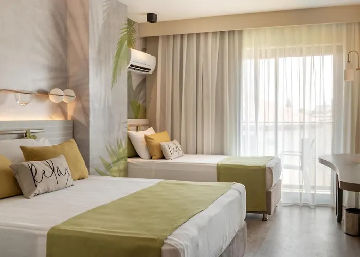 Ξενοδοχείο Square (adults Only) Σιντέ