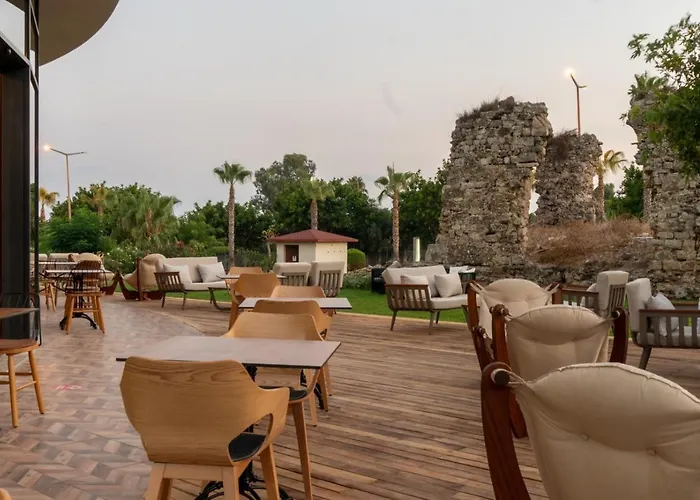 Square (adults Only) 4* Σιντέ