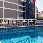 Square (adults Only) 4* Σιντέ