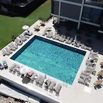 Ξενοδοχείο Square (adults Only) Σιντέ