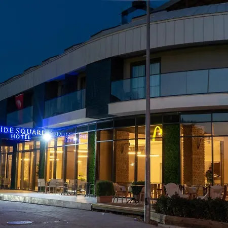 Square (adults Only) Hotell